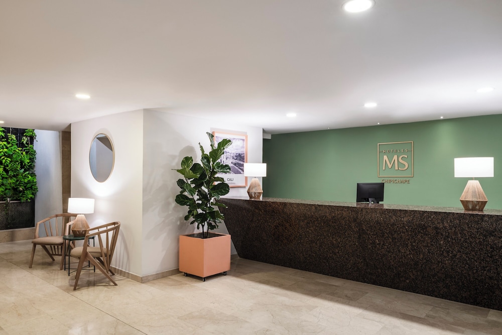 Hotel MS Chipichape Plus 7/59