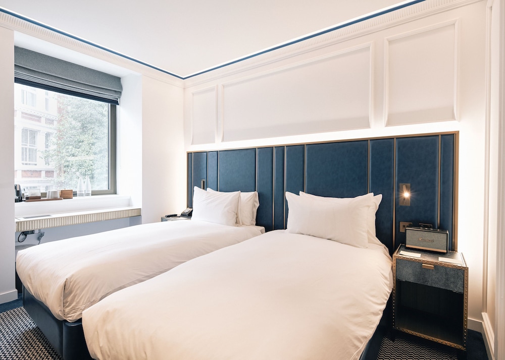 Page8, Page Hotels 27/63