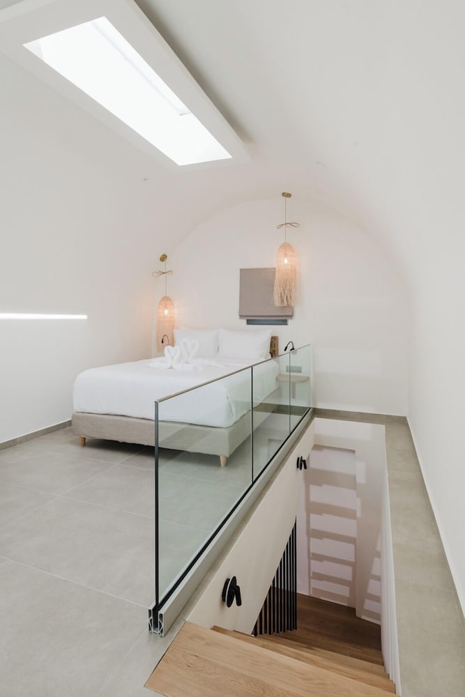 Zen, Suite, Queen Bed, Sea View, Two Story, Sofa, Private Pool، Evexia Boutique Hotel & Spa - Adults Only 8/10
