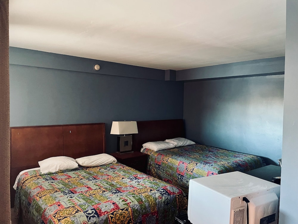 Skylark Motel 21/49
