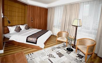 Semi Deluxe, Suite