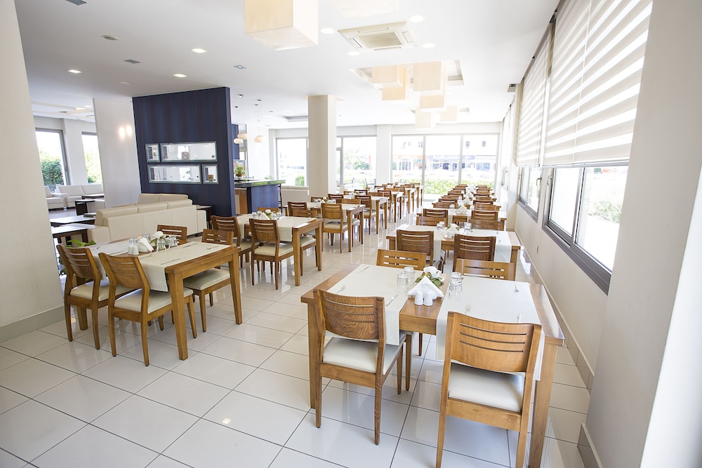 Cilek Marina Hotel 35/44