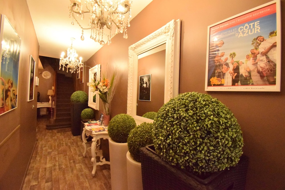 Azur Cannes Le Romanesque 27/57