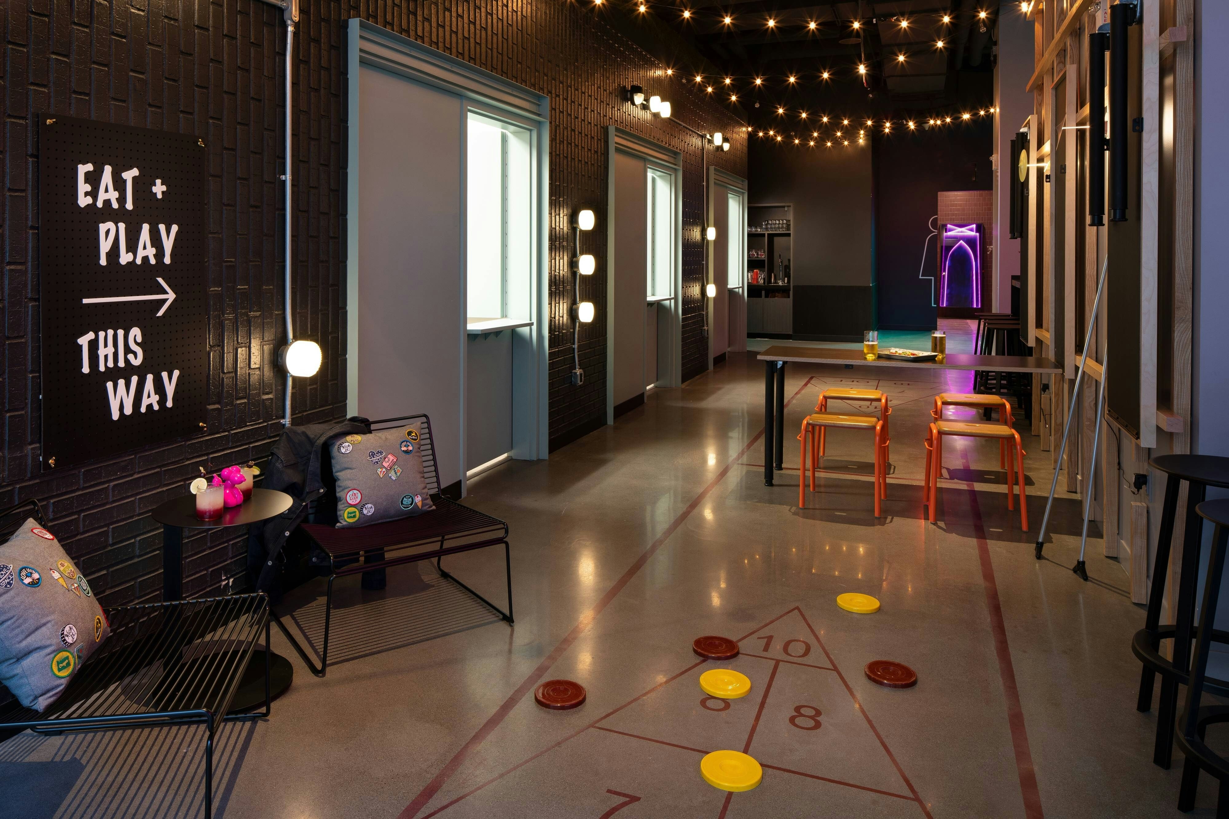 Moxy Portland Downtown 18/21