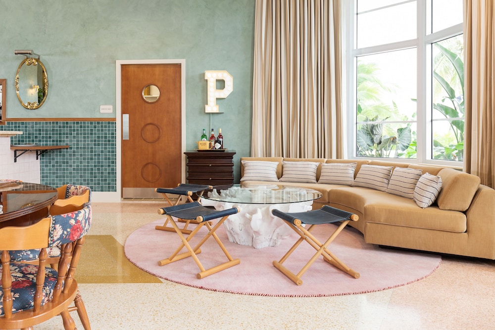 Hotel Trouvail Miami Beach 40/71