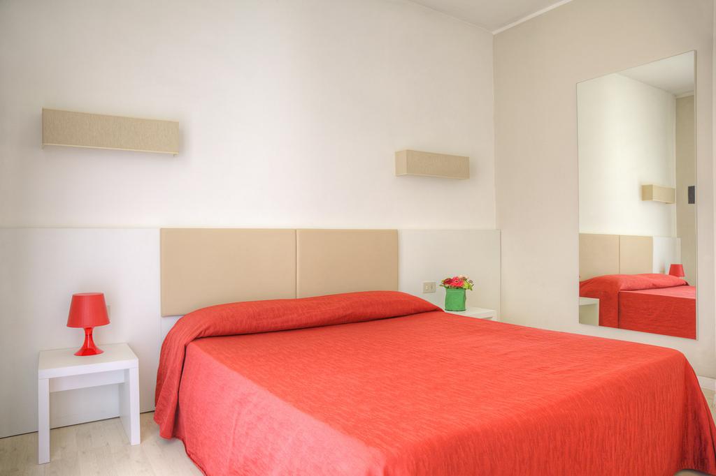 Ute Hotel 7/40