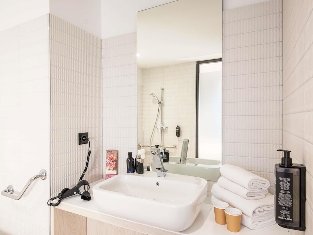 Ibis Styles Pertuis Luberon 42/44
