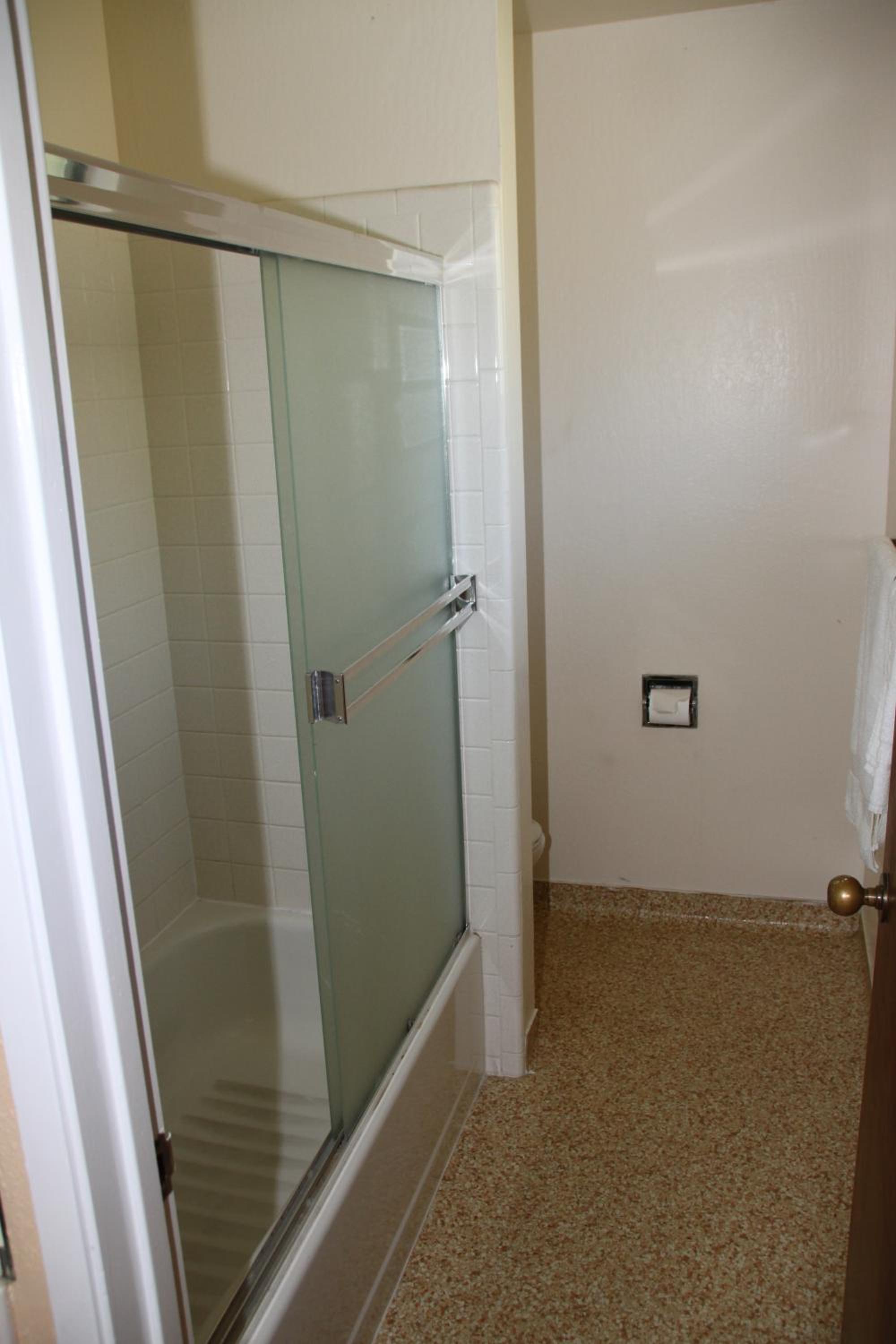 Villa Inn 16/33