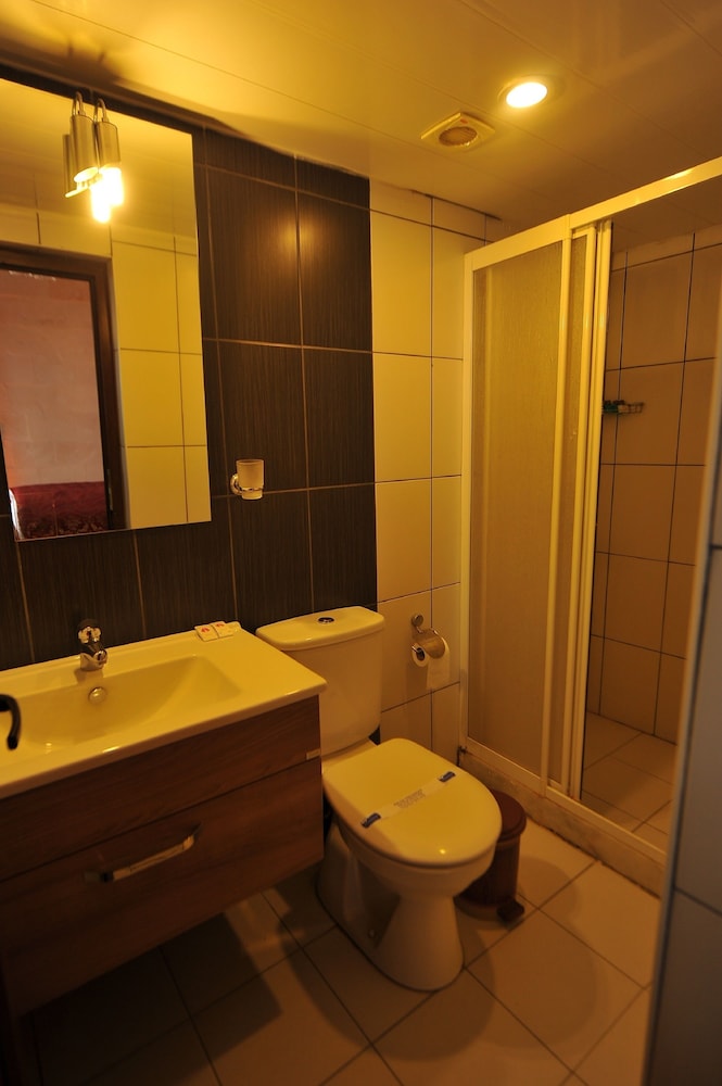 Kadim Otel 47/49