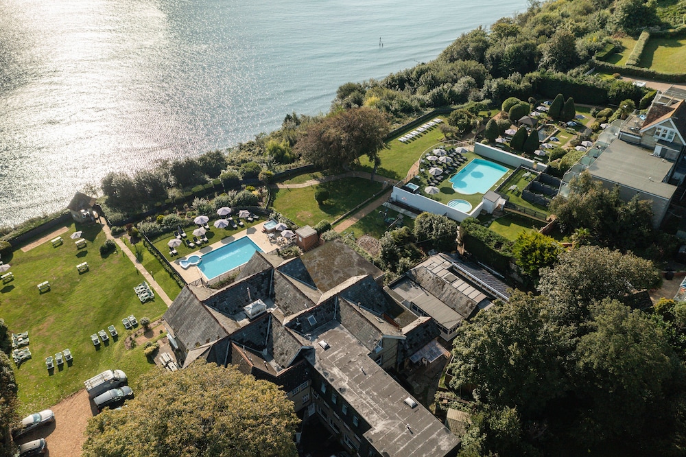 Luccombe Manor Country House Hotel 92/96