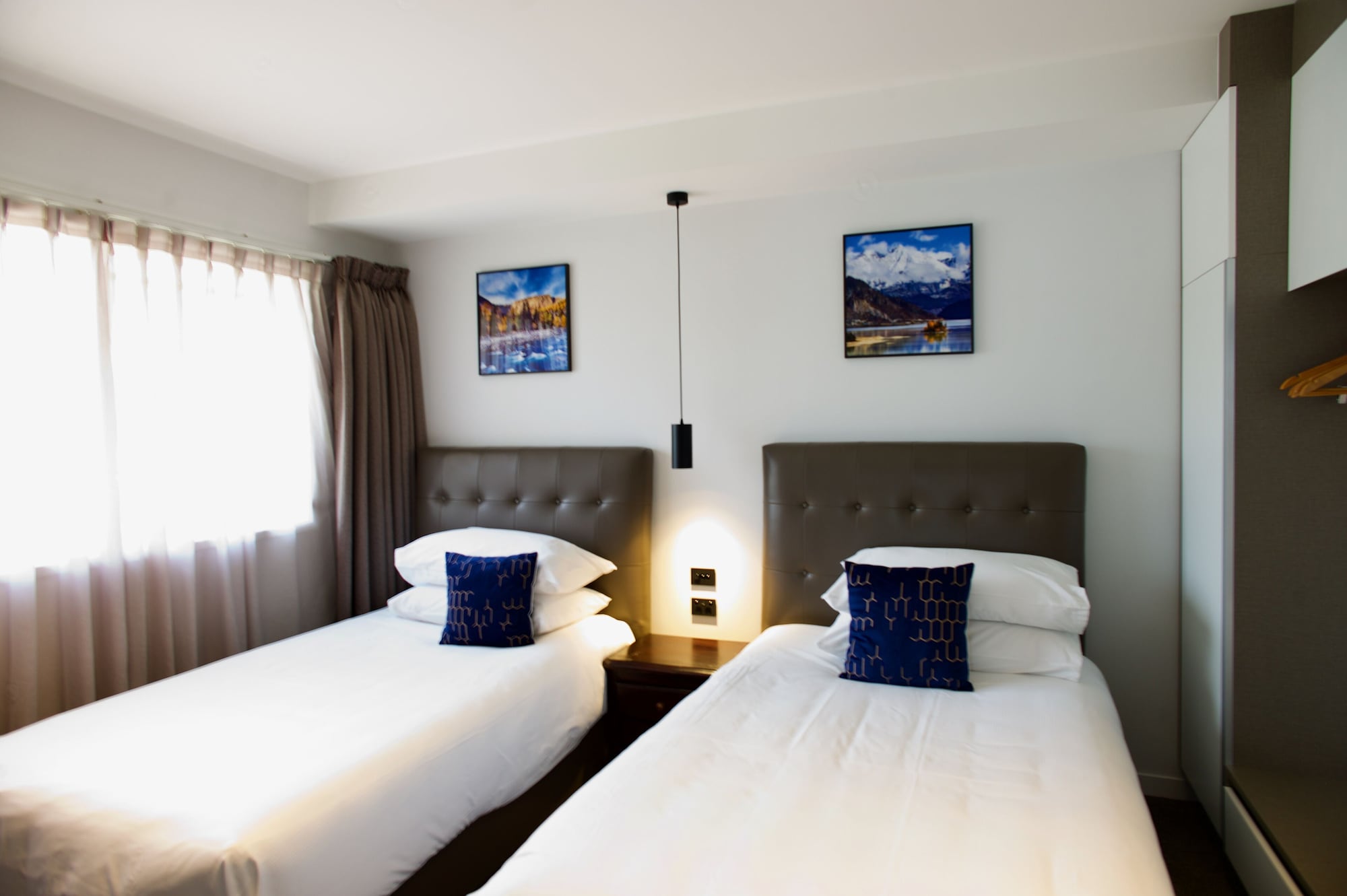 3 BEDROOMS, LUXURY, APARTMENT