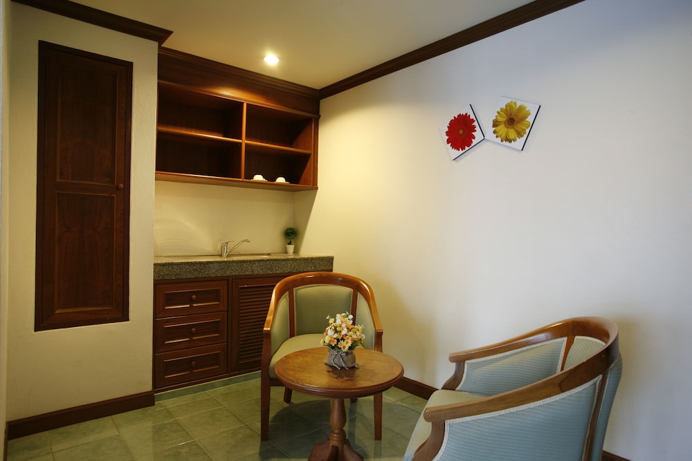 Jiraporn Hill Resort Patong Phuket 52/59