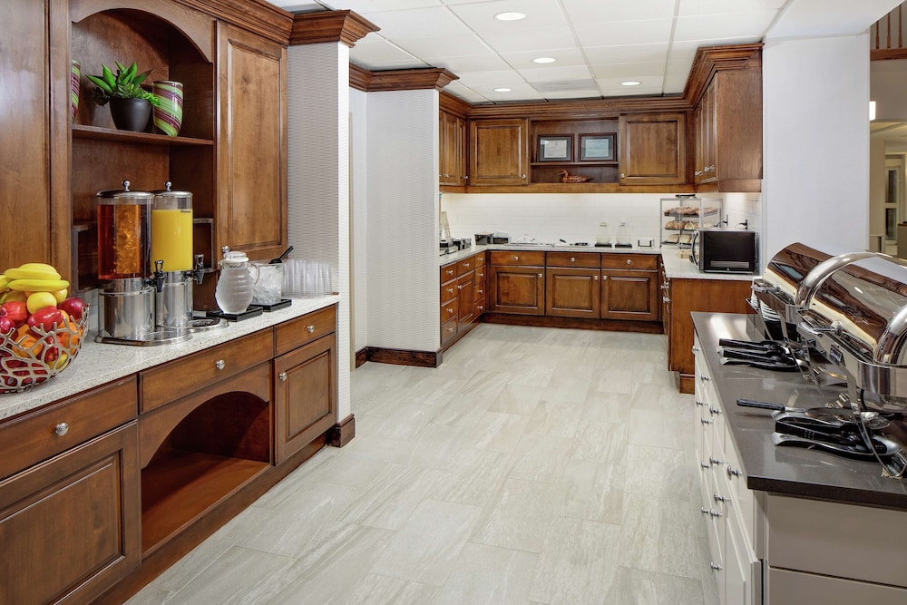 Homewood Suites - Dallas/Market Center 6/34