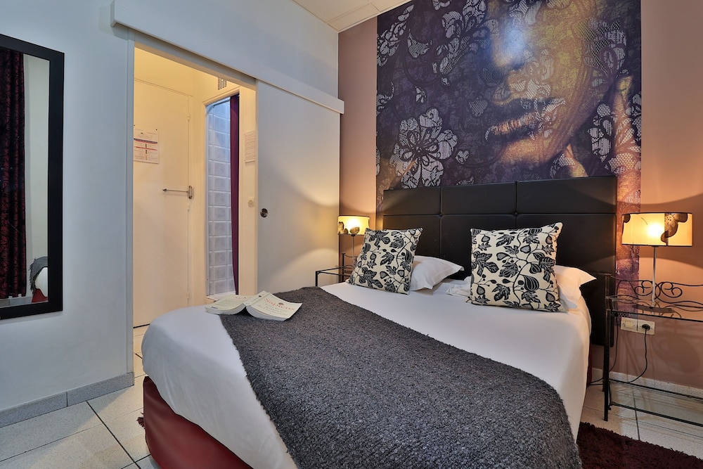 STANDARD, DOUBLE BED