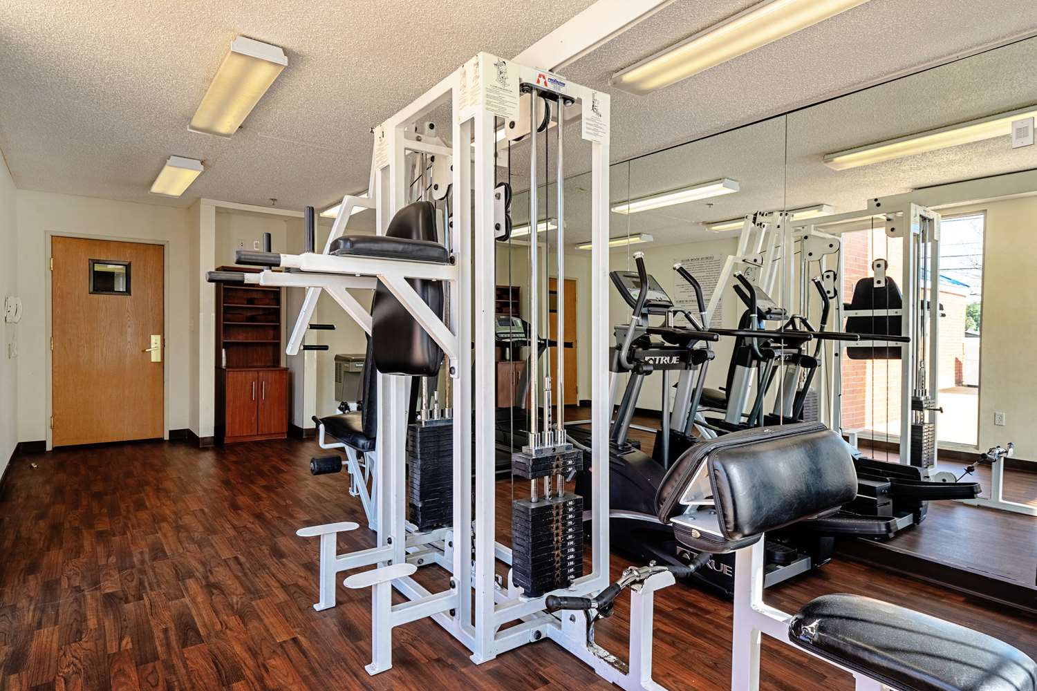 Quality Suites San Antonio Northeast 14/27
