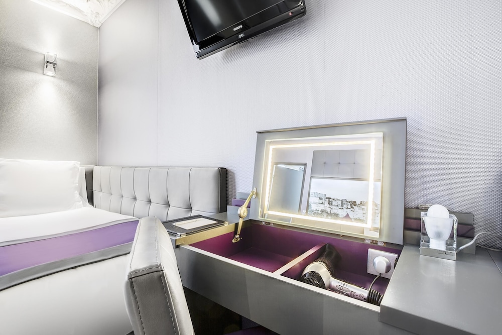 Best Western Nouvel Orleans Montparnasse 24/32