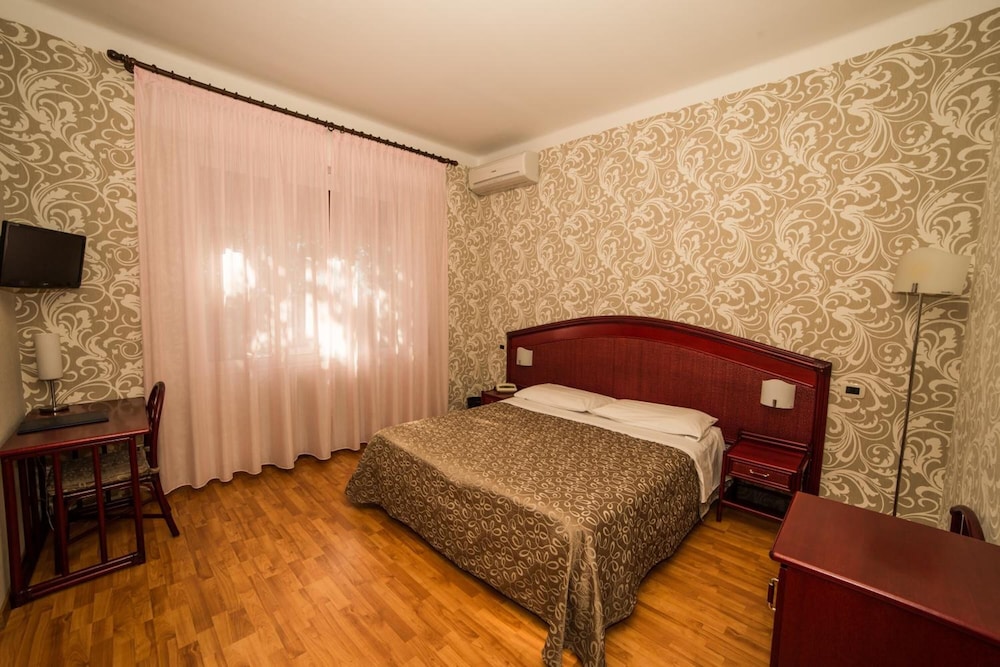 Hotel Kristina 12/49