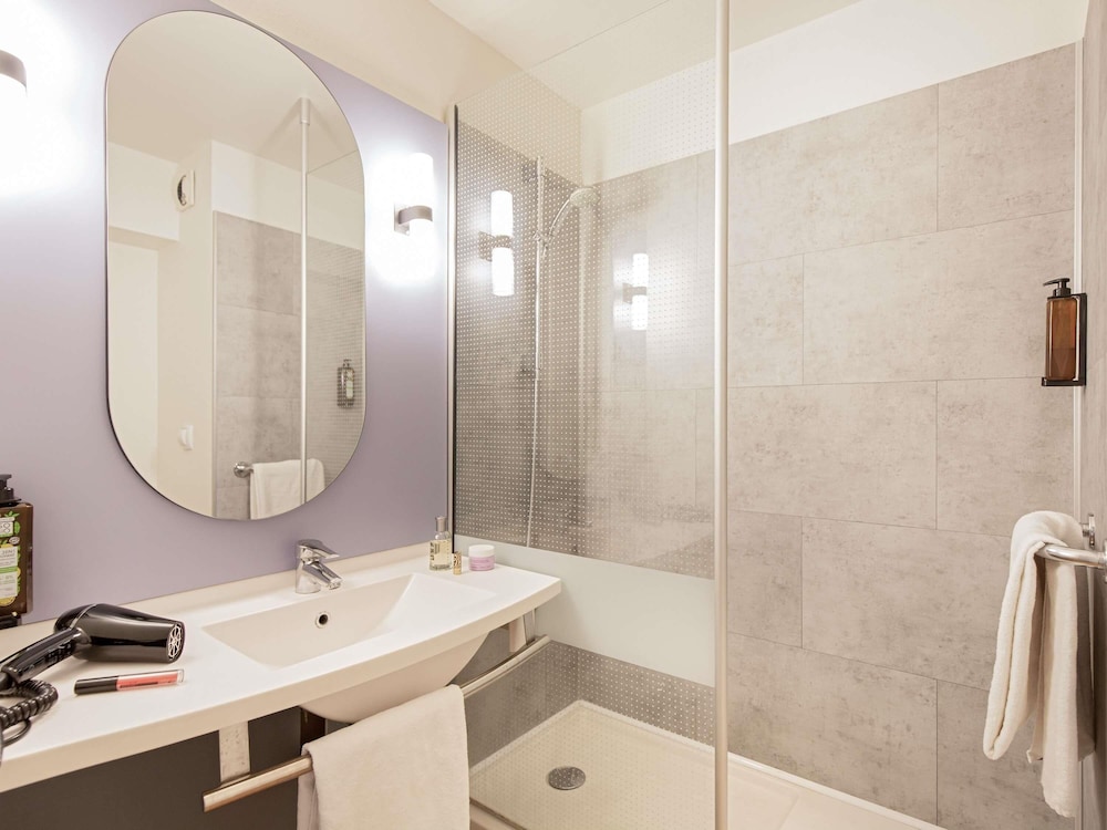 ibis Marseille Timone 73/73