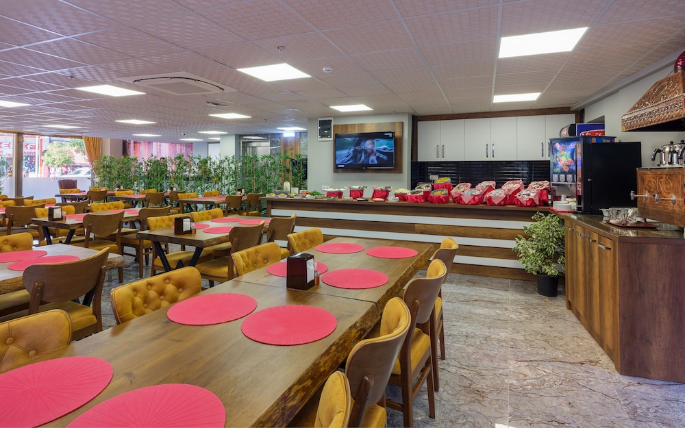 Grand Gulluk Hotel 40/56