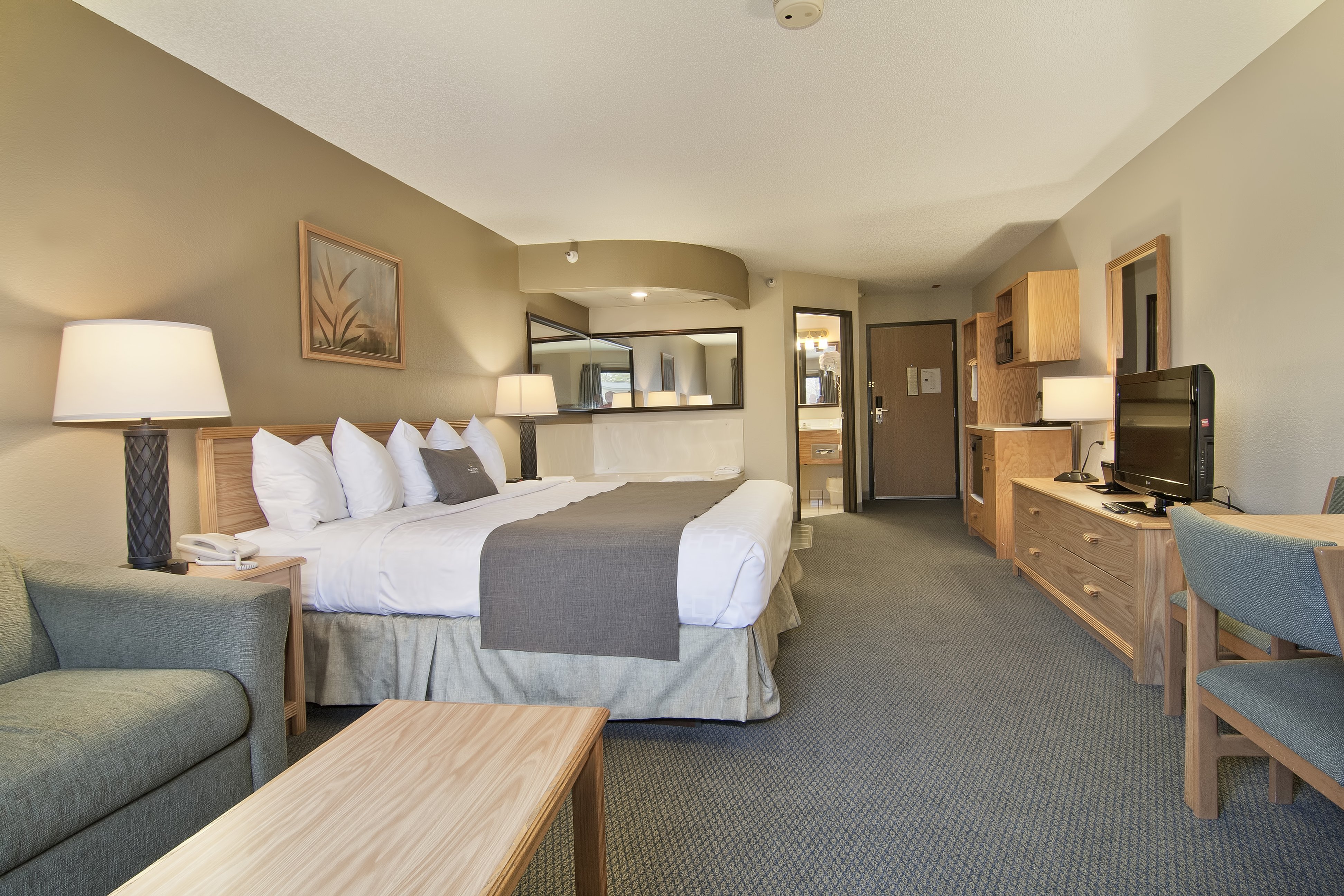 Boarders Inn Suites Faribault Mn 42/80