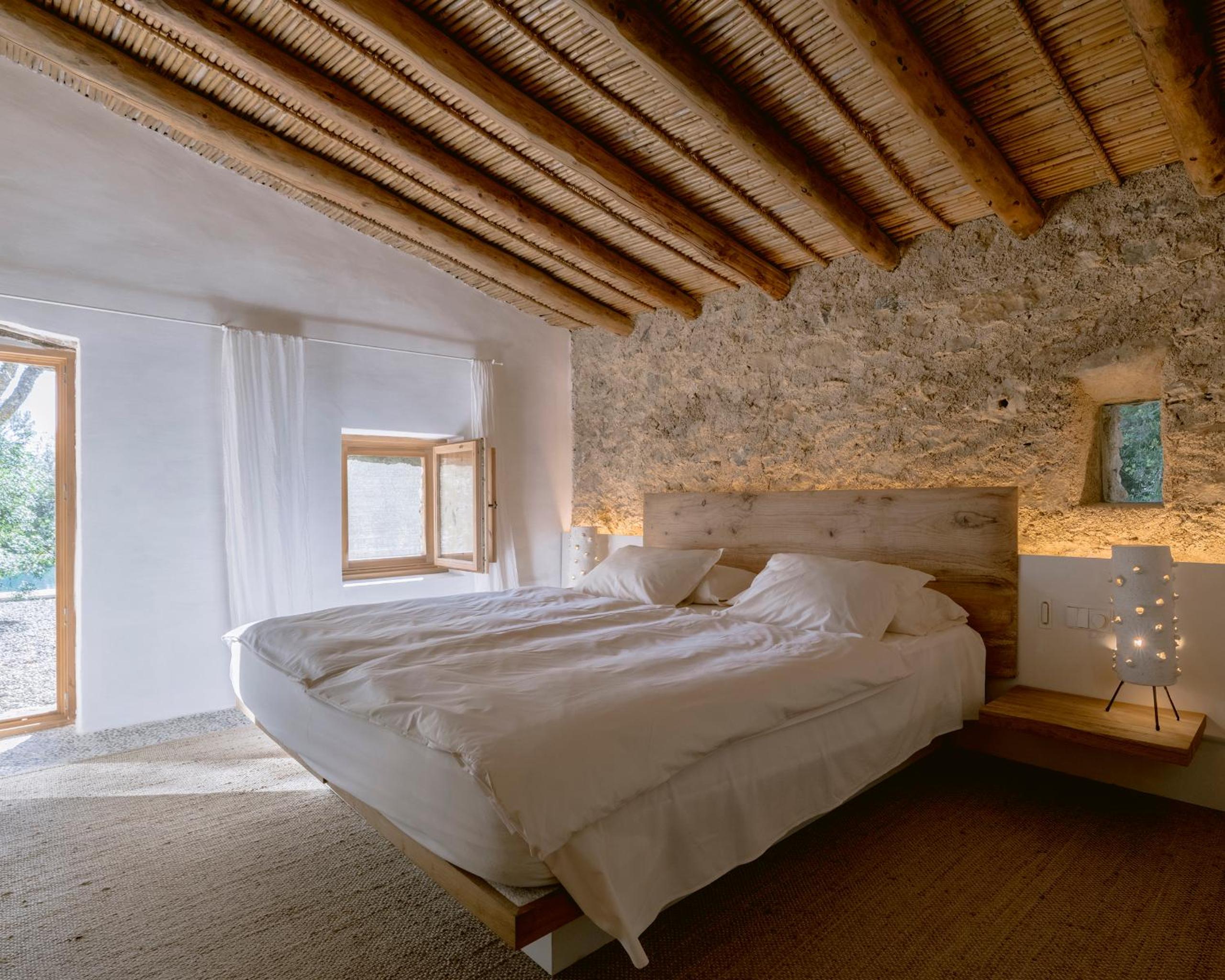2 Bedrooms, Villa