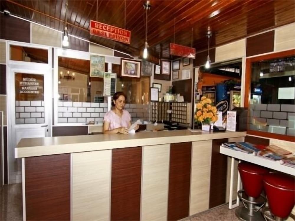 Kleopatra Bebek Hotel 12/71