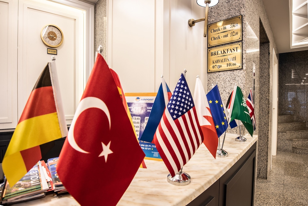 Royal Bosphorus Hotel 4/34
