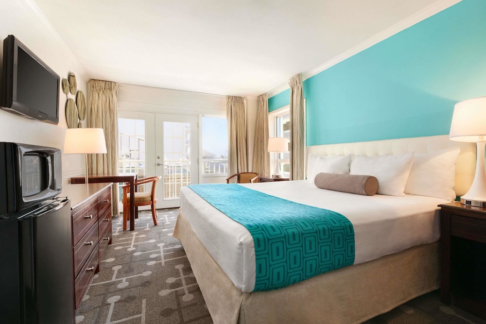 Howard Johnson Plaza Hotel By Wyndham Ocean City Oceanfront 7/31