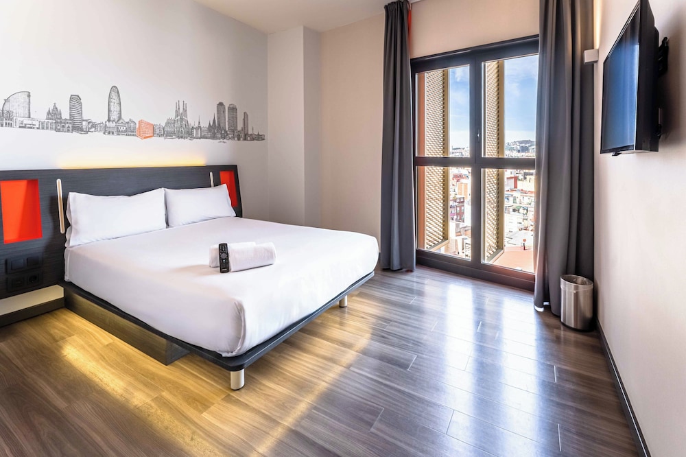 Room at easyHotel Barcelona Fira, HOSPITALET DE LLOBREGAT