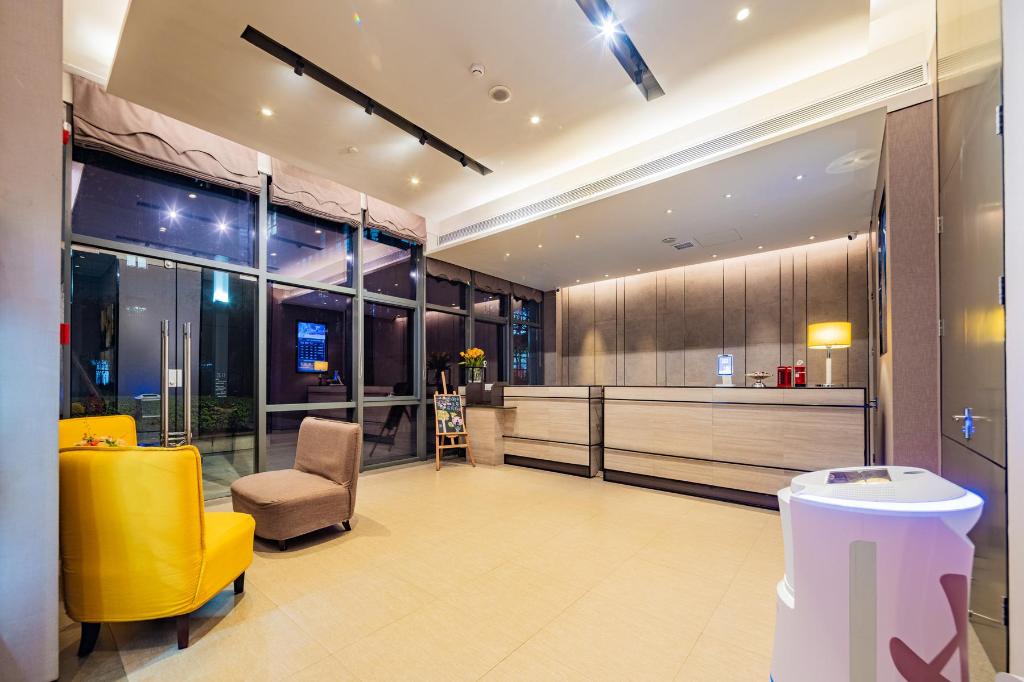 Home Inn Plus (Xi'an High Tech Zone Jinye No. 1 Zhangba No. 4 Subway Station Store) 16/58