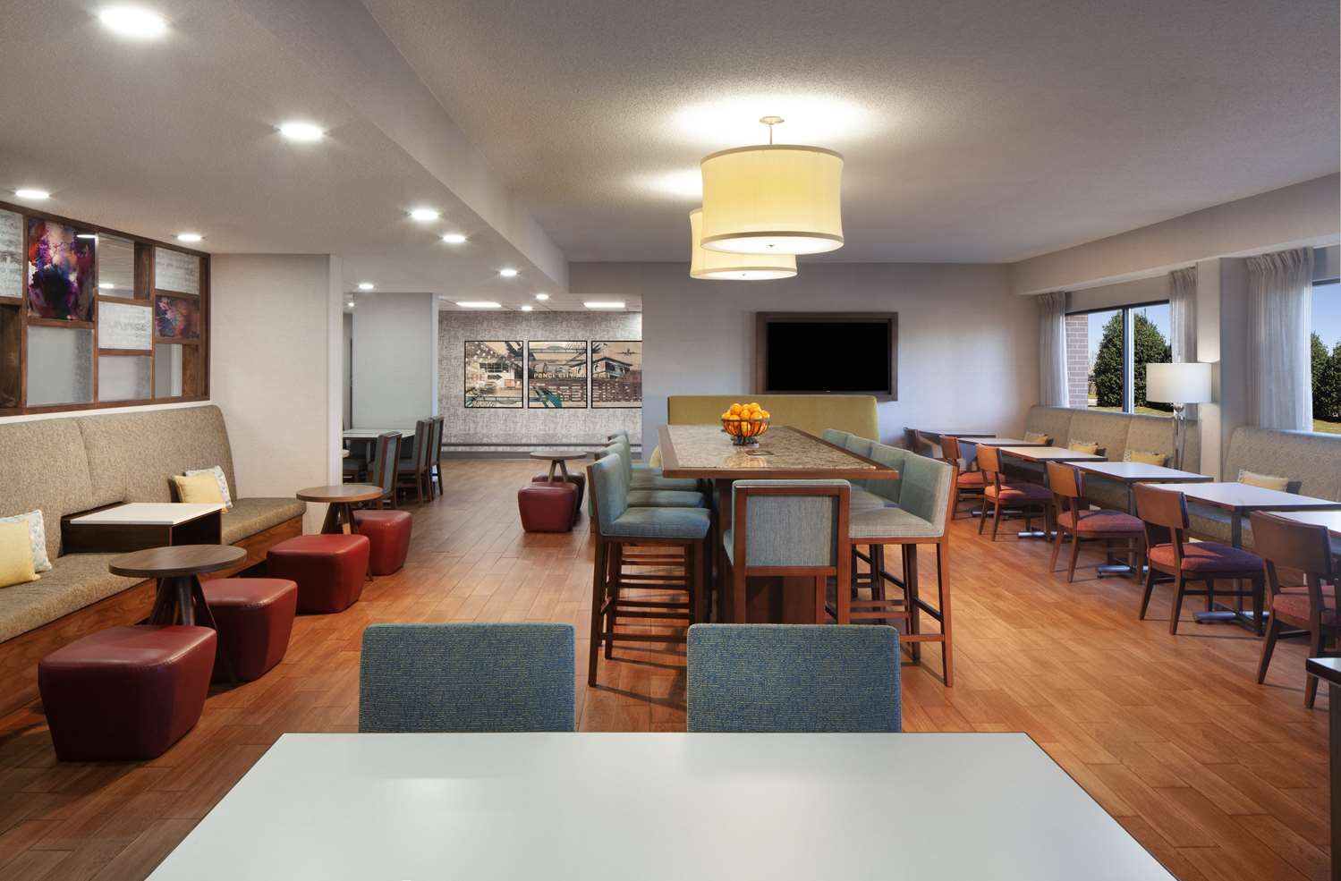 restaurant cafeteria
