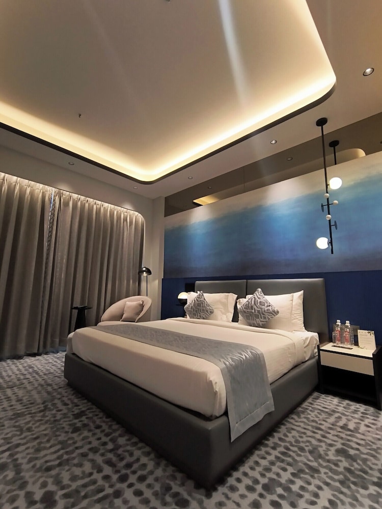 Hotel Sayaji Raipur 28/73