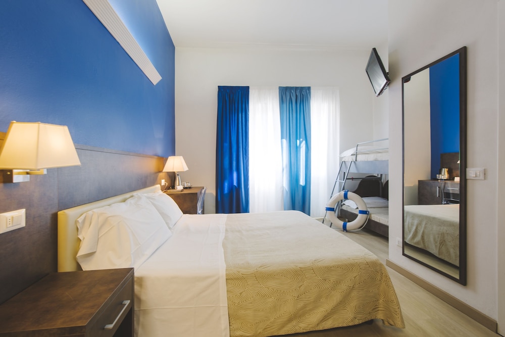 HOTEL GIULIA 20/74