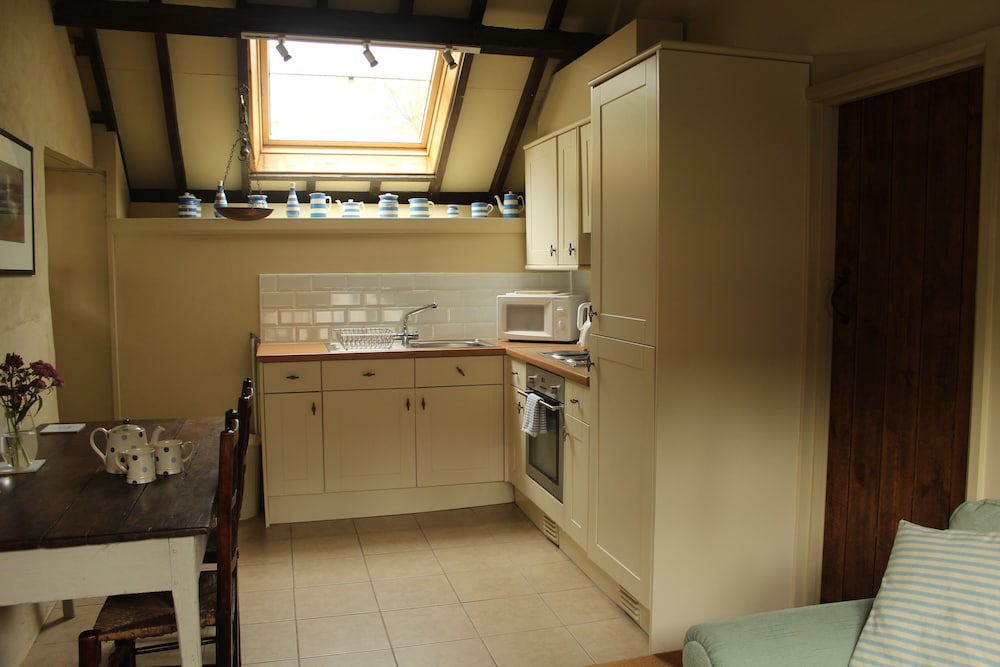 Munden House 4/50
