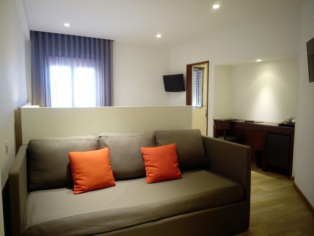 HOTEL AVEIRO CENTER 33/44