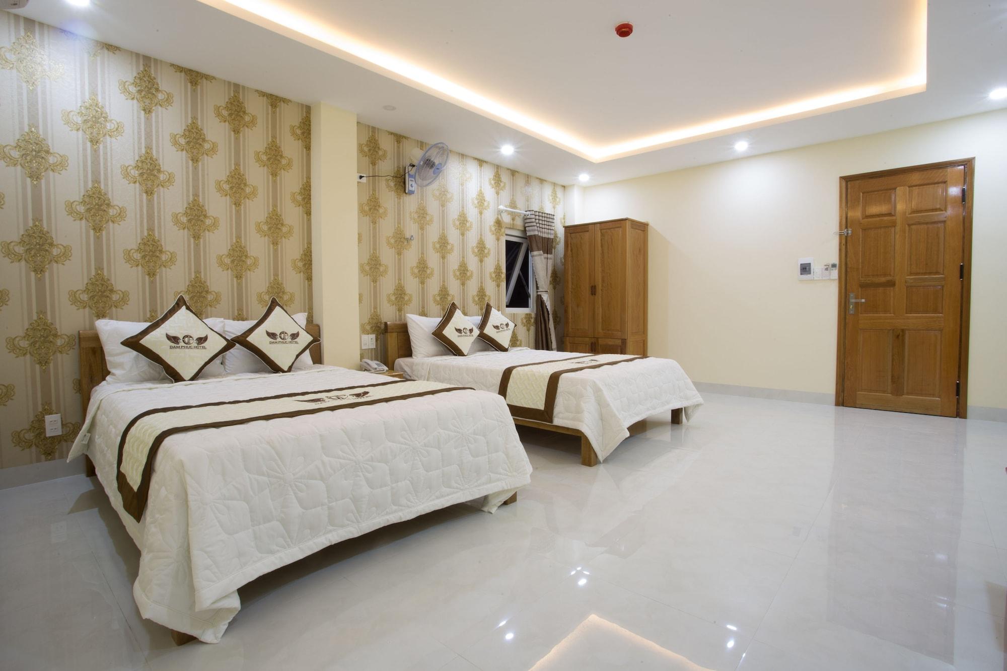 Dam Phuc Hotel 10/20