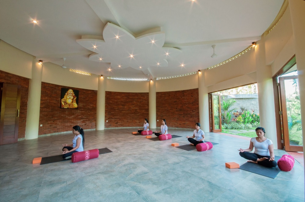 Uma Dawa Resort and Spa 68/75