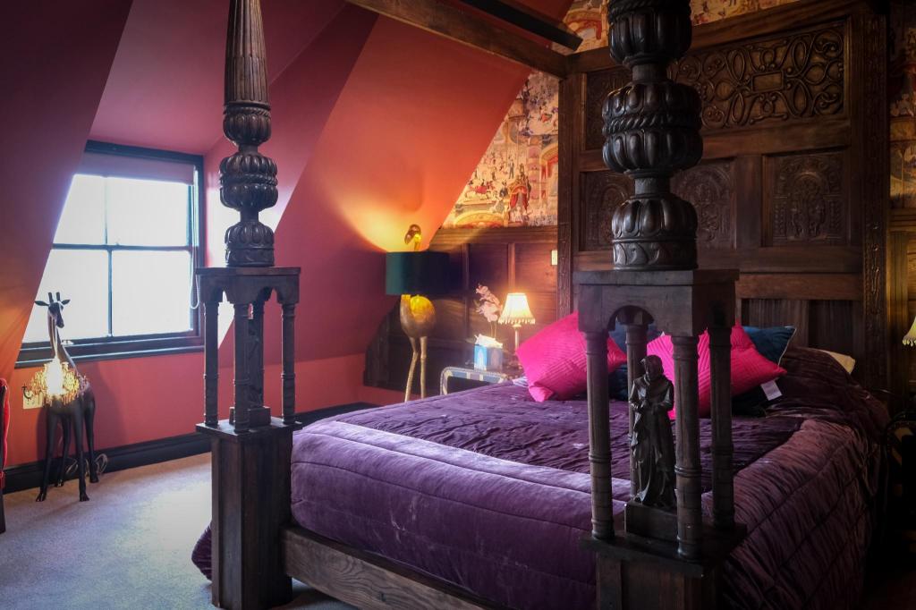 Loft, Suite, King Bed 3/10