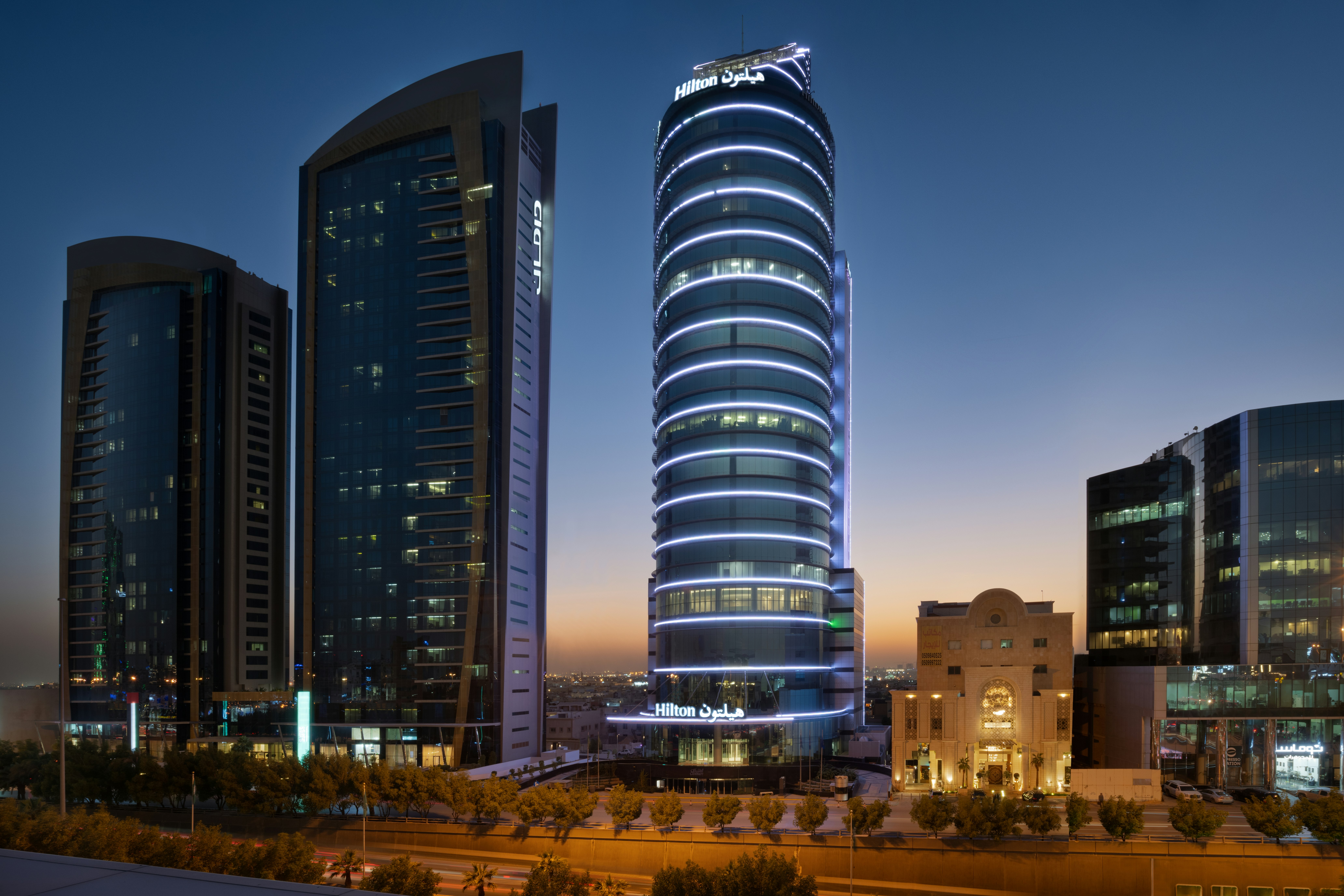 هيلتون الرياض العليا(Hilton Riyadh Olaya) 56/57