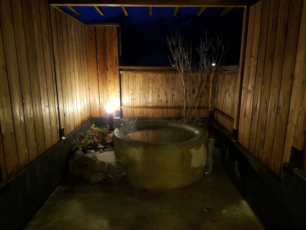 Ryokan Yuri 51/69