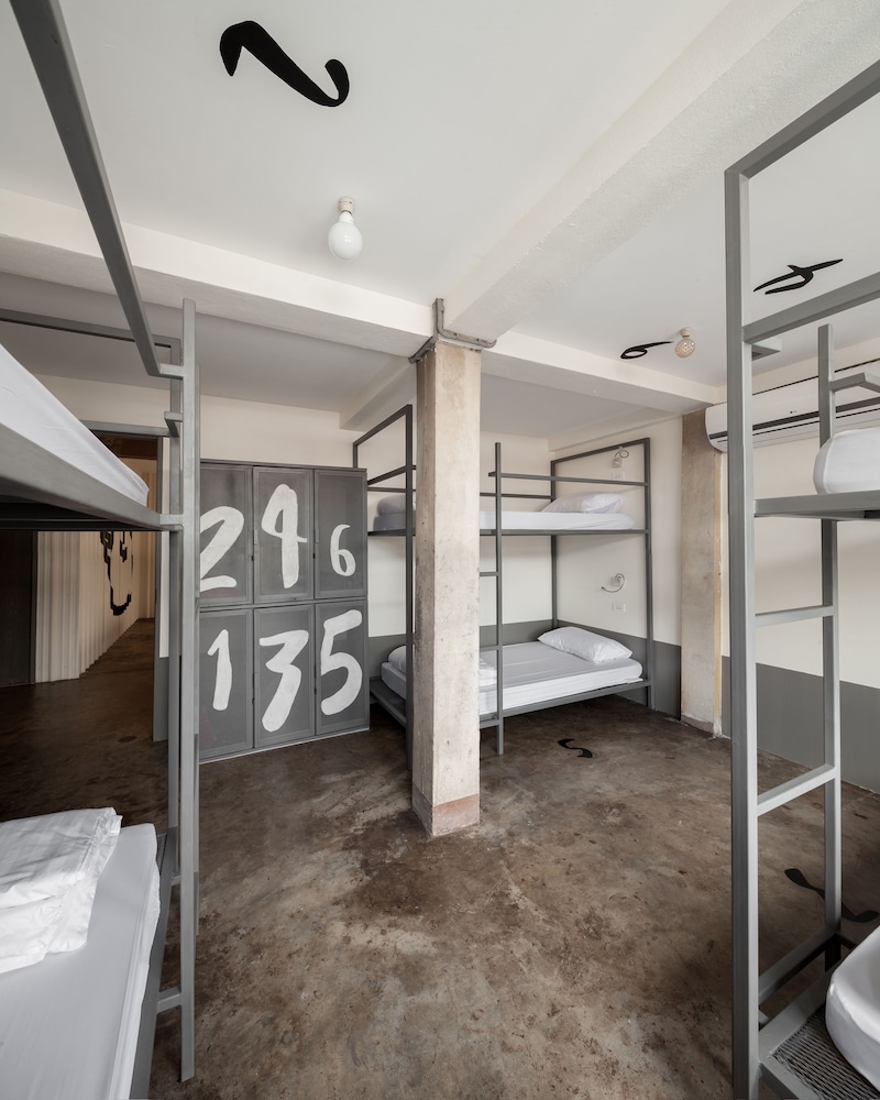 Thunder Bird Hostel 19/30