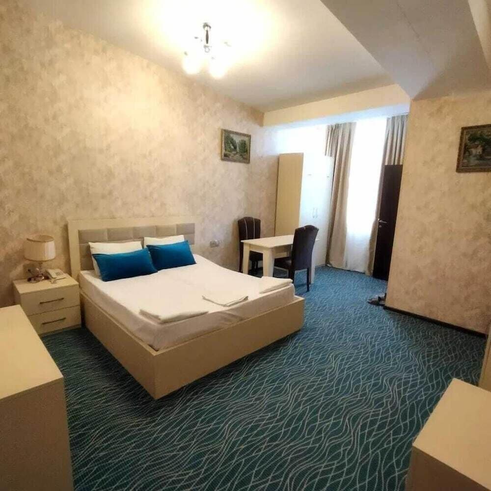 Art Hotel Baku 38/62