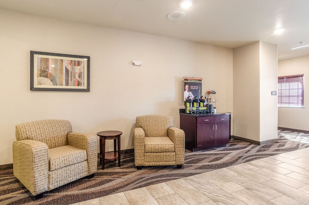 Cobblestone Inn & Suites - Guernsey 32/57