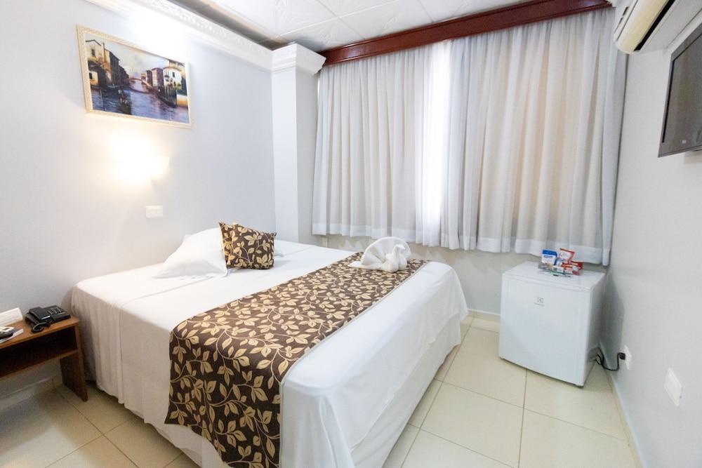 APARTMENT, DOUBLE BED