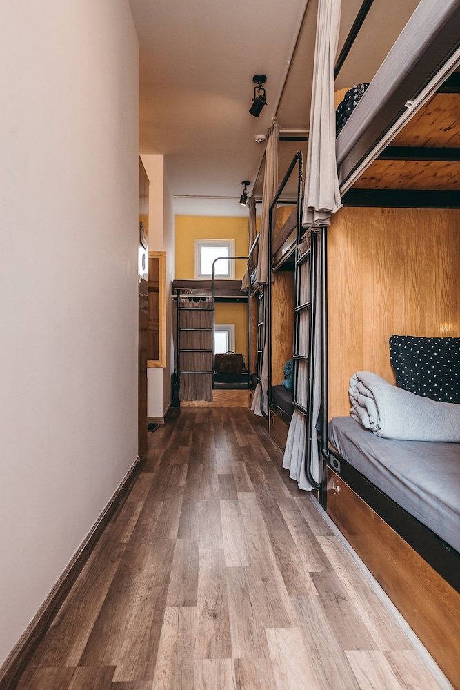 Pi Hostel 52/73