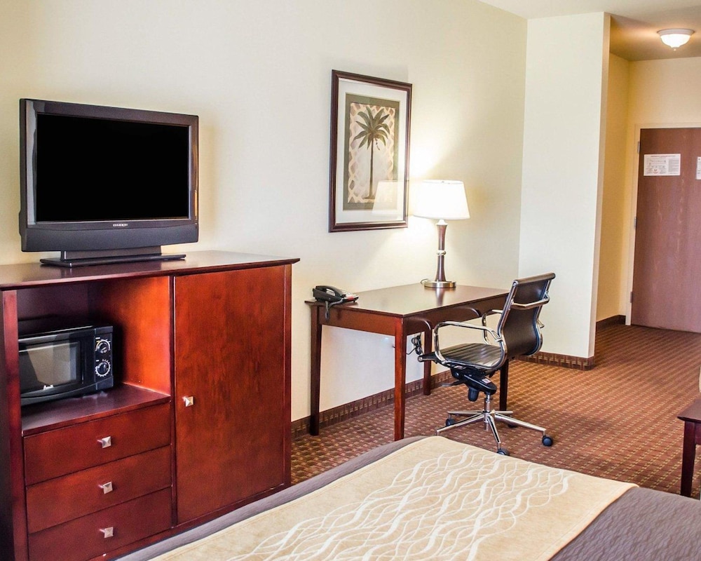 Comfort Inn & Suites Crestview South 34/43