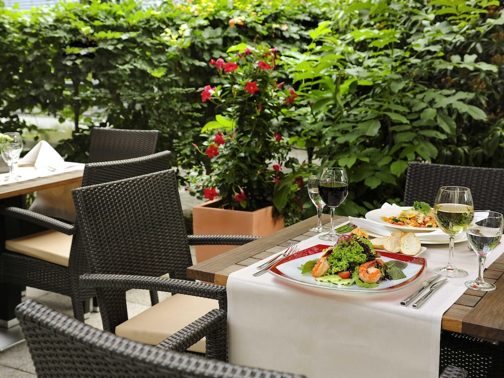 Novotel Dusseldorf City West 50/74