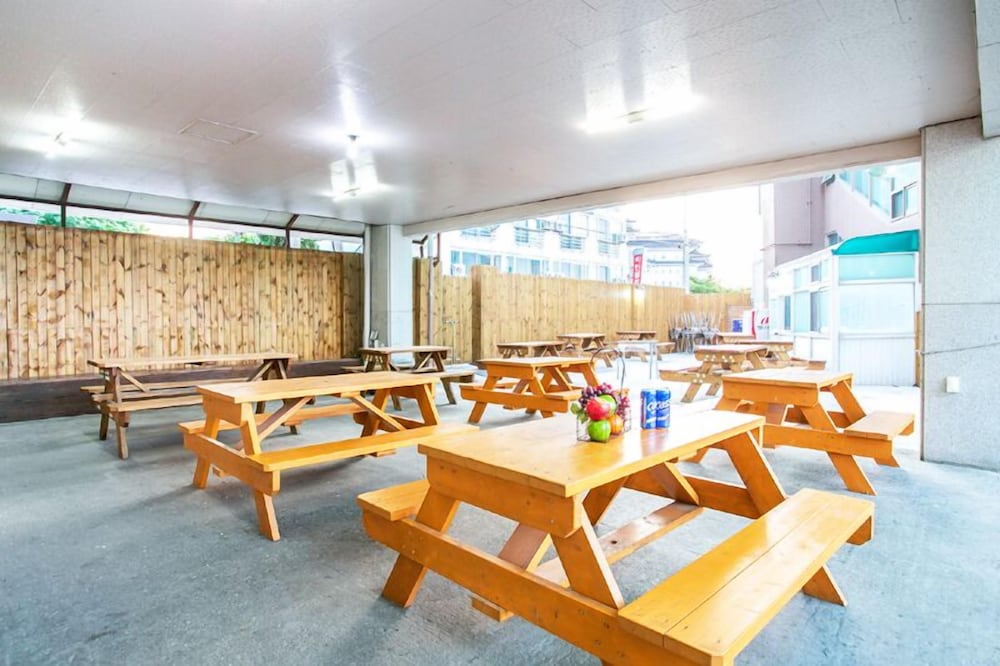 Mangsang East House 24/36