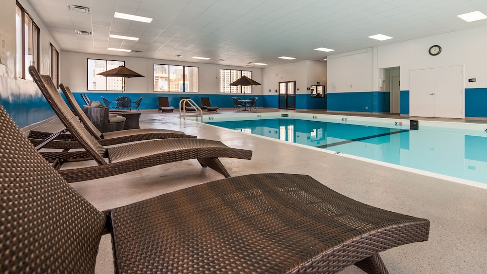 Best Western River North Hotel 24/48
