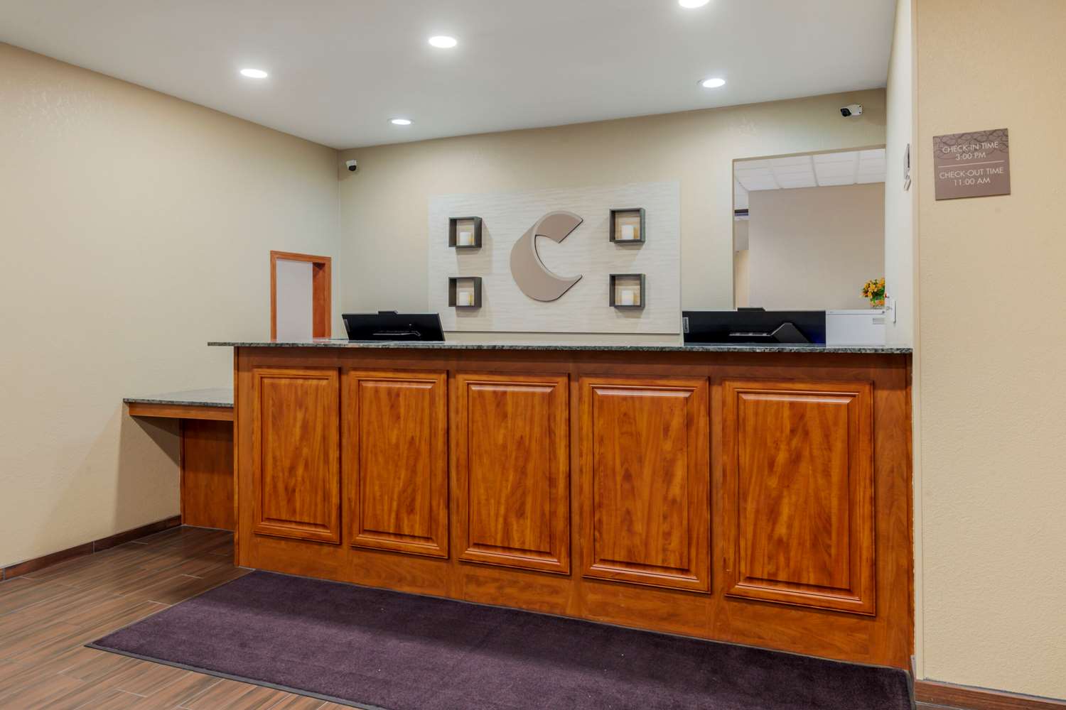 Comfort Suites Johnson Creek Conference Center 5/23